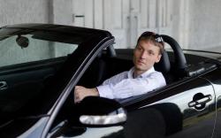 Toužím po kabrioletu a po ... a po ... Toužím po kabrioletu a po ... a po ...