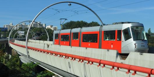 Proč v Praze nejezdí tramvaj číslo 13? Proč v Praze nejezdí tramvaj číslo 13?