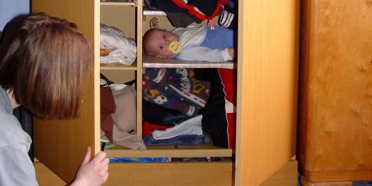 Mám tě ráda mami, ale nenávidím, cos mi udělala Mám tě ráda mami, ale nenávidím, cos mi udělala