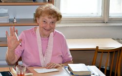 babička, senior, optimismus, důvěra / -ima- babička, senior, optimismus, důvěra / -ima-