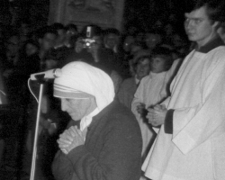 Matka Tereza v Praze 1984 foto / Mother Teresa 1984 Prague picture / photo: IMA