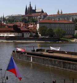 Plovoucí kostel na Vltavě 2017