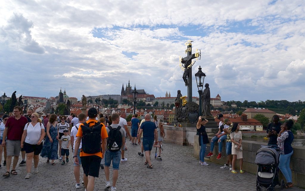 Karlův most / -ima-