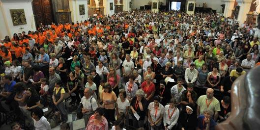 Katolická charismatická konference začala slavnostní bohoslužbou v brněnské katedrále