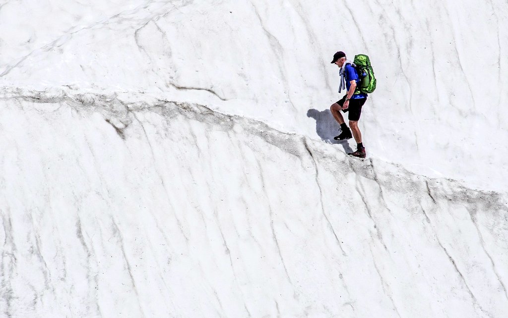 Horolezec, ledovec, sníh, hory, nebezpečí / Foto: Mario z Pixabay