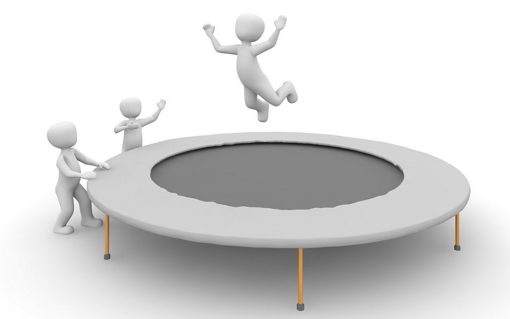 trampolína / foto Peggy und Marco Lachmann-Anke from Pixabay