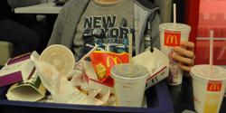 Masové setkání křesťanské mládeže: McDuchovní menu?