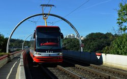 Tramvaj - symbol naděje / -ima-