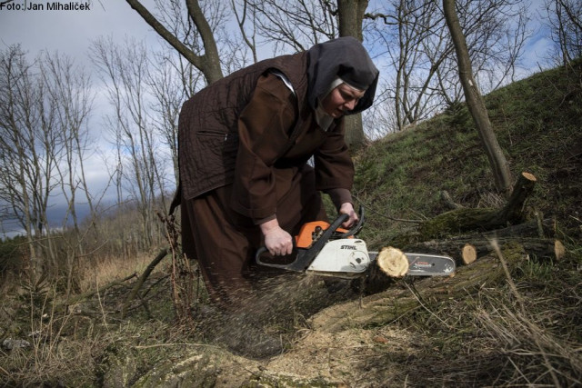 Podpořte - i malým dílem - velké dílo stavby kláštera Karmelitek v Drastech