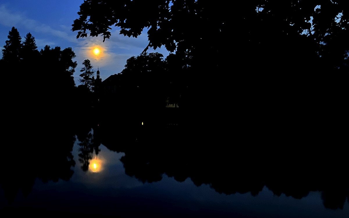 noc, tma, měsíc, voda, zrcadlení, klášter Teplá / -ima-