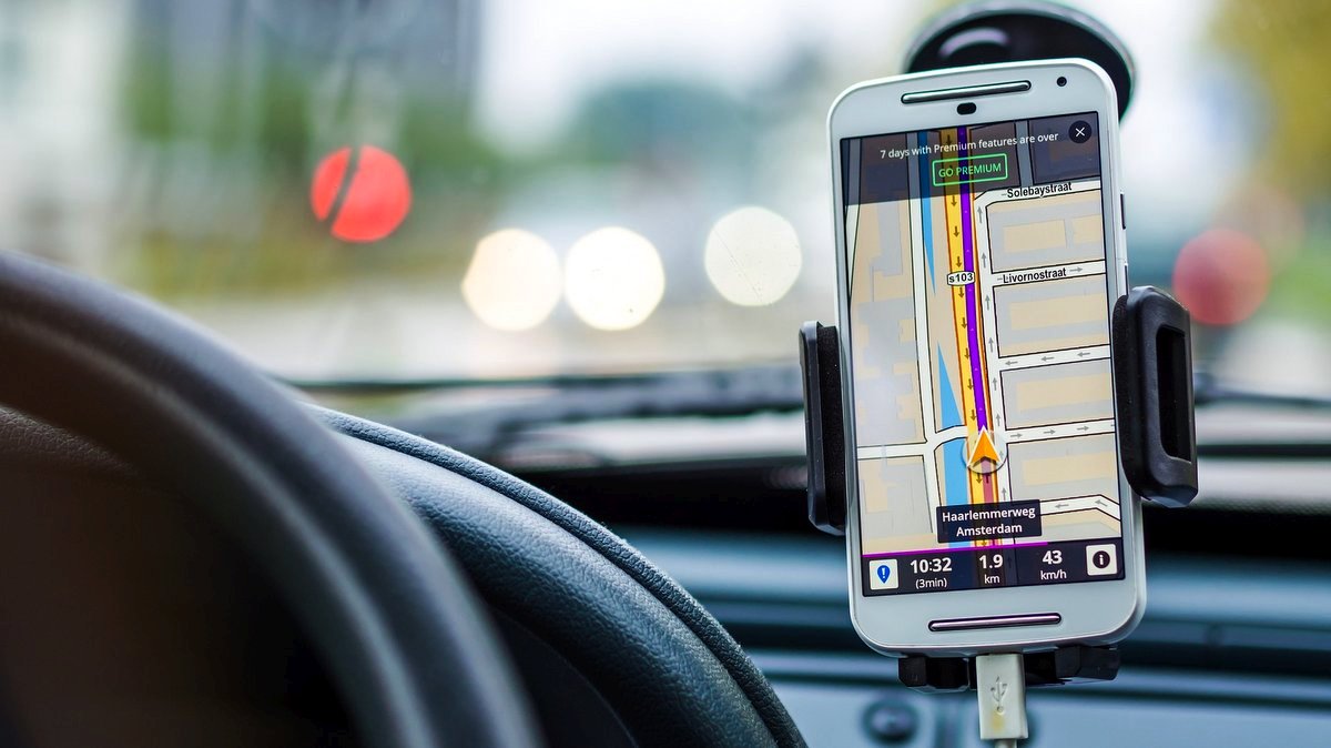 GPS, navigace, auto, řízení / Foto Dariusz Sankowski Pixabay