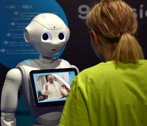 AI, robot, papež František / -ima-