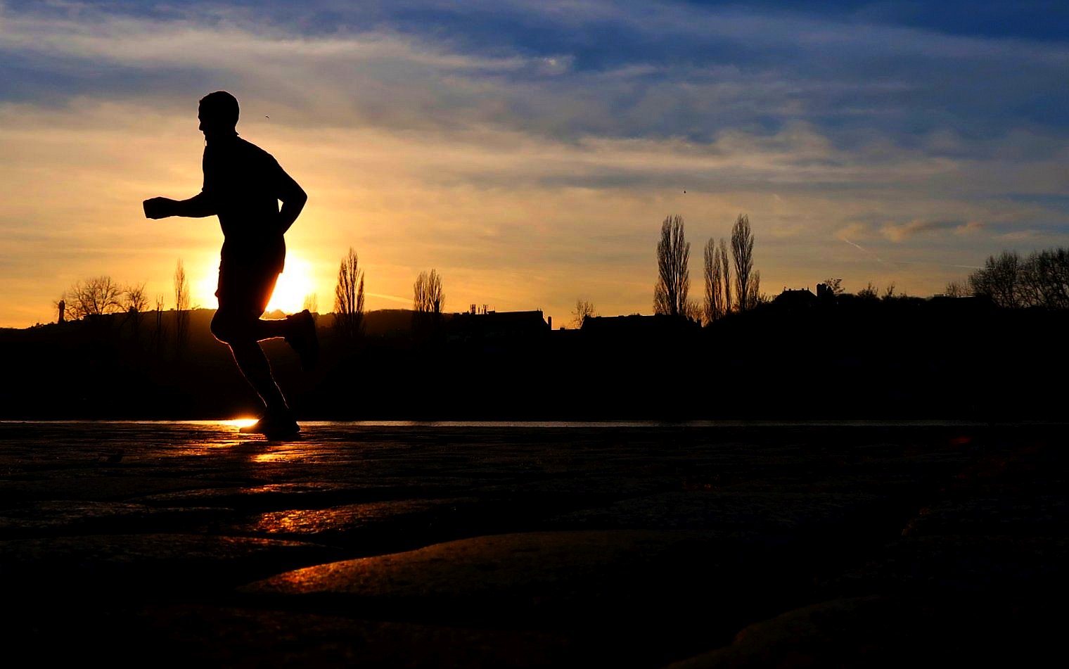 běžec, slunce, protisvětlo / foto Miloš Padevět